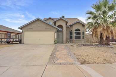 14312 Desert Sunset Dr, Horizon City, TX 79928 - photo 2