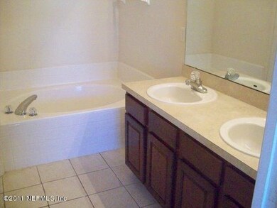 10374 Centerwood Ct, Jacksonville, FL 32218 - photo 7