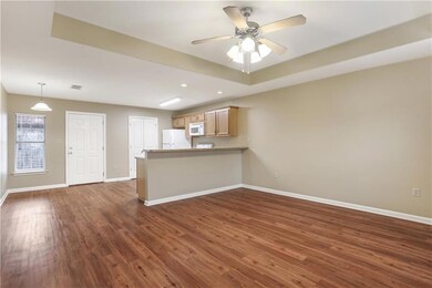 45448 Pointe Dr unit 44, Hammond, LA 70401 - photo 2