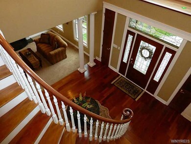 Foyer.