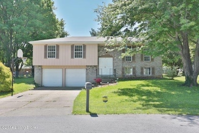 8308 Rosebowl Ct, Louisville, KY 40291 - photo 3