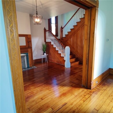 802 Vine St, West Newton, PA 15089 - photo 5