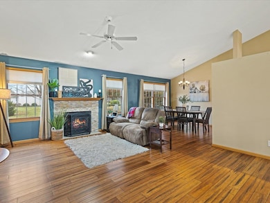 919 Gregory Way, Winnebago, IL 61088 - photo 4