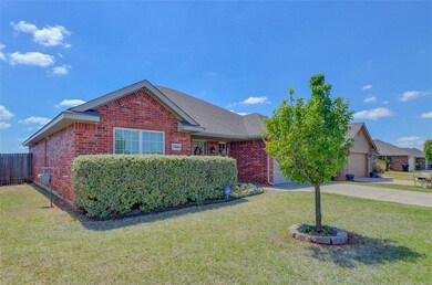 2504 SE 11th St, Moore, OK 73160 - photo 2
