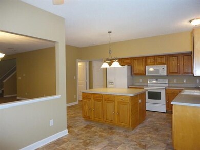 12274 Rambling Rd, Fishers, IN 46037 - photo 5