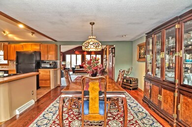 16 Seconset St, Worcester, MA 01602 - photo 5