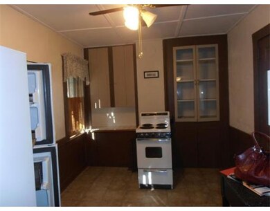 478 Bay St unit R, Taunton, MA 02780 - photo 3