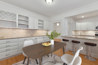 250 Commonwealth Ave unit 7, Boston, MA 02116 - photo 4