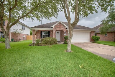 4120 Cleburne Dr, Pearland, TX 77584 - photo 2