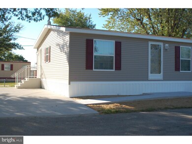 11 Stacy Dr, Pennsville, NJ 08070 - photo 2