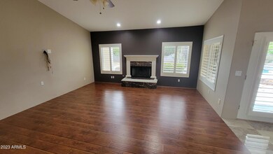 3817 E Leland St, Mesa, AZ 85215 - photo 2