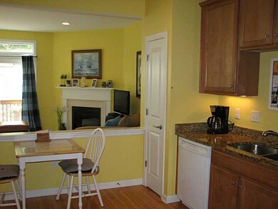 Kitchen. Eat in kitchen