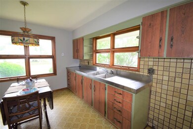 1825 S Biltmore Ave, Muncie, IN 47302 - photo 7