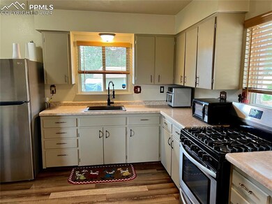 Newer floors and appliances