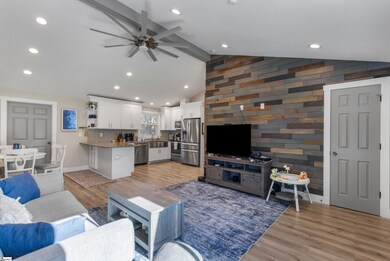 322 Sequoia Dr, Spartanburg, SC 29306 - photo 5