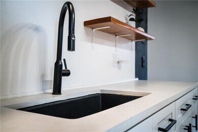 713 Lapwing Rd, Edmond, OK 73003 - photo 6