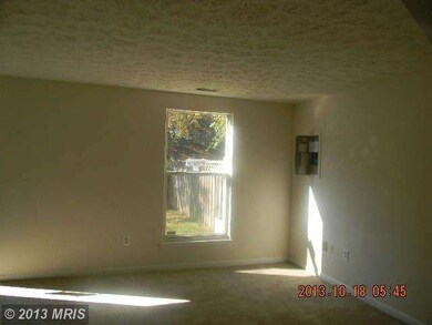 14137 Aldora Cir, Burtonsville, MD 20866 - photo 6