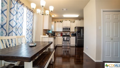 1217 Briscoe Ct, Copperas Cove, TX 76522 - photo 6