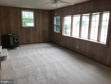 271 Meadow Rd, Pasadena, MD 21122 - photo 5