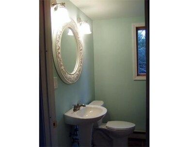 5 Dyar Rd, Mattapoisett, MA 02739 - photo 5