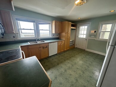 4 Grant St unit 4, Natick, MA 01760 - photo 4