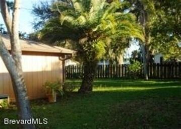 Side yard 4