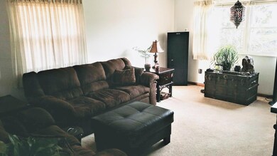 1383 Harlow Rd, Columbus, OH 43227 - photo 4