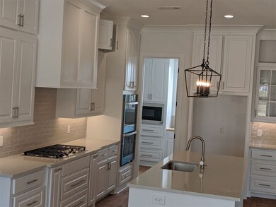 111 Lake Ridge Dr, Madison, MS 39110 - photo 2