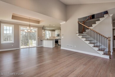 220 Sylvan Ln, Dallas, PA 18612 - photo 5