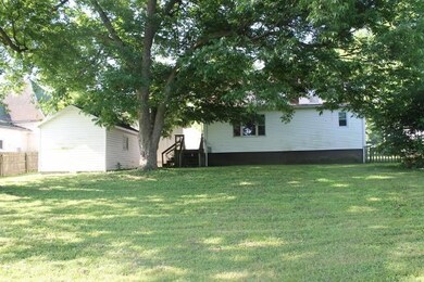 402Maplebackhomegarage