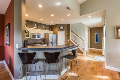 19569 Lost Lake Dr, Bend, OR 97702 - photo 6