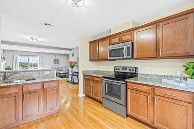 101 Hopkins St unit 3, Wakefield, MA 01880 - photo 3