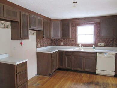 36 Shrine Ave, West Boylston, MA 01583 - photo 4