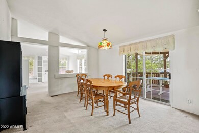 Dining Area (1)