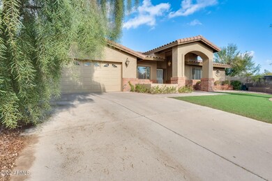1629 E Echo Ln, Phoenix, AZ 85020 - photo 2