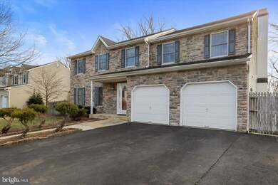 649 Highpointe Cir, Langhorne, PA 19047 - photo 3