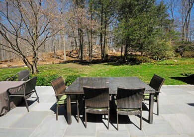 48 Frontier Rd, Cos Cob, CT 06807 - photo 3