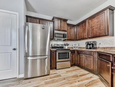 577 Oakside Place, Acworth, GA 30102 - photo 6