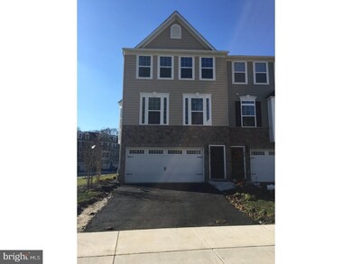 211 W General Grey Ct, Newark, DE 19702 - photo 2