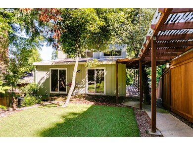 2277 Birch Ln, Eugene, OR 97403 - photo 2