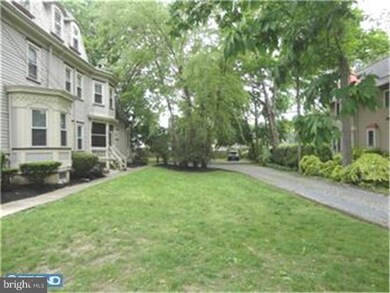 232 Chestnut St, Haddonfield, NJ 08033 - photo 4
