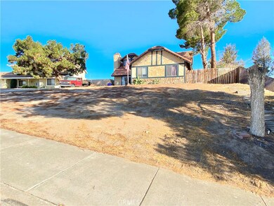 14263 Glenview Ct, Victorville, CA 92395 - photo 3