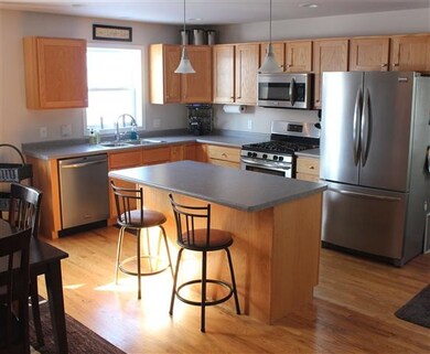 5234 Teaberry Ln, Fitchburg, WI 53711 - photo 2