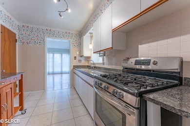 266 Columbia Ave, Des Plaines, IL 60016 - photo 5