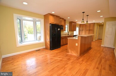 1501 Kingsway Dr, Gambrills, MD 21054 - photo 7