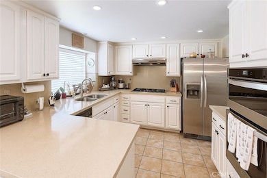 25463 Hardy Place, Stevenson Ranch, CA 91381 - photo 4