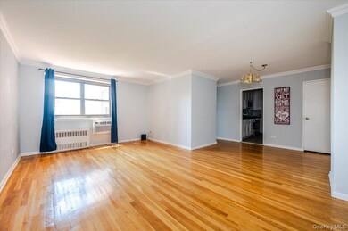 Greenwood Arms unit 5E, Howard Beach, NY 11414 - photo 6