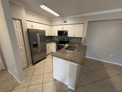 6370 Emerald Dunes Dr unit 302, West Palm Beach, FL 33411 - photo 7