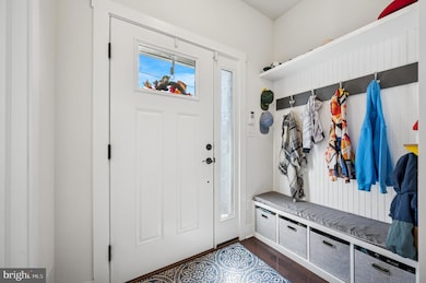 714 Crestview Rd, Philadelphia, PA 19128 - photo 4