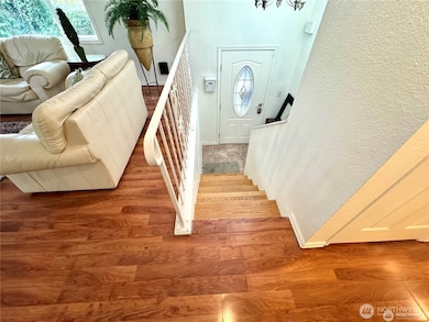 4016 Burton Place W, Seattle, WA 98199 - photo 5